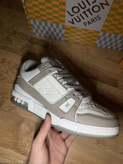 Louis Vuitton Trainer Gray