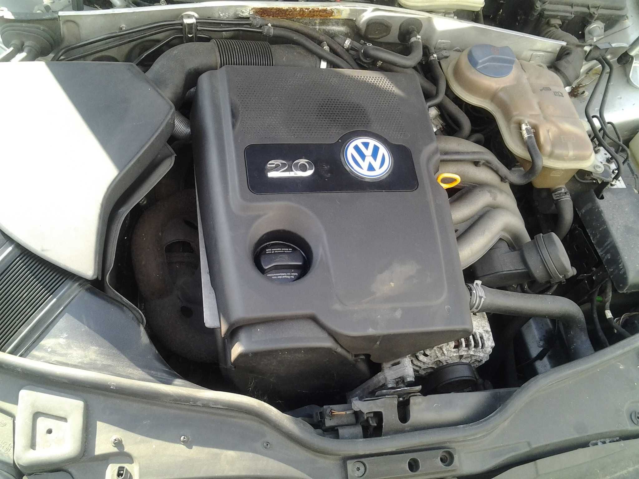 Двигун Volkswagen Passat B5 2.0і