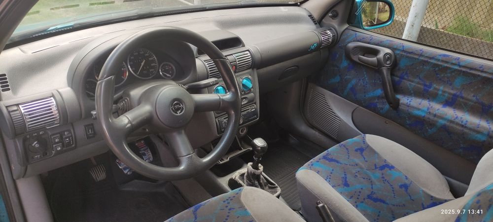 OPEL Corsa B 1995