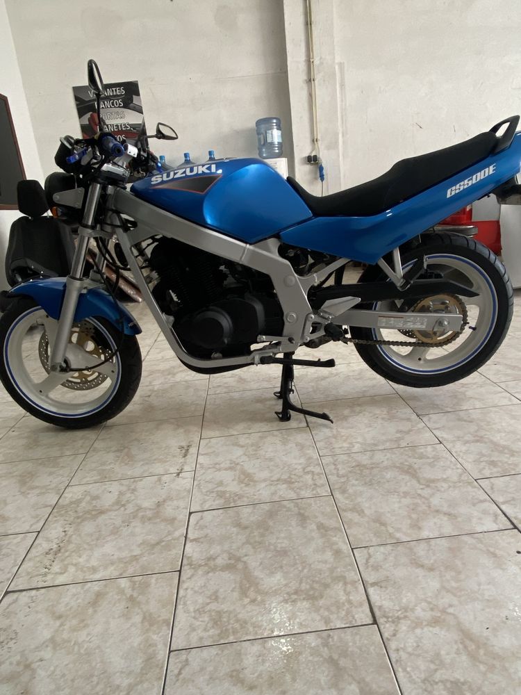 Moto 500cc suzuki