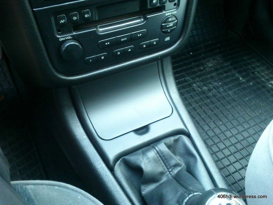 Peugeot 406 schowek konsoli centralnej w miejsce popielniczki