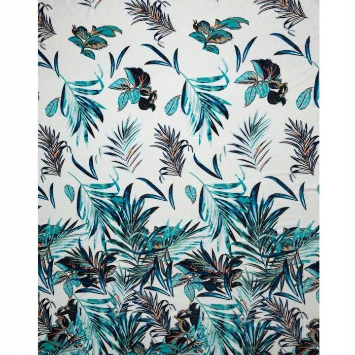 Koc 150x200cm niebieski z wzorem polarowy miękki pled na kanapę