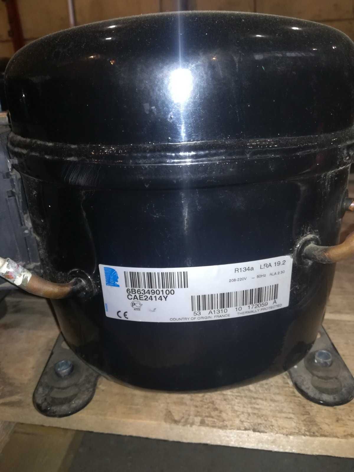 Компресор Embraco NEK2140Z