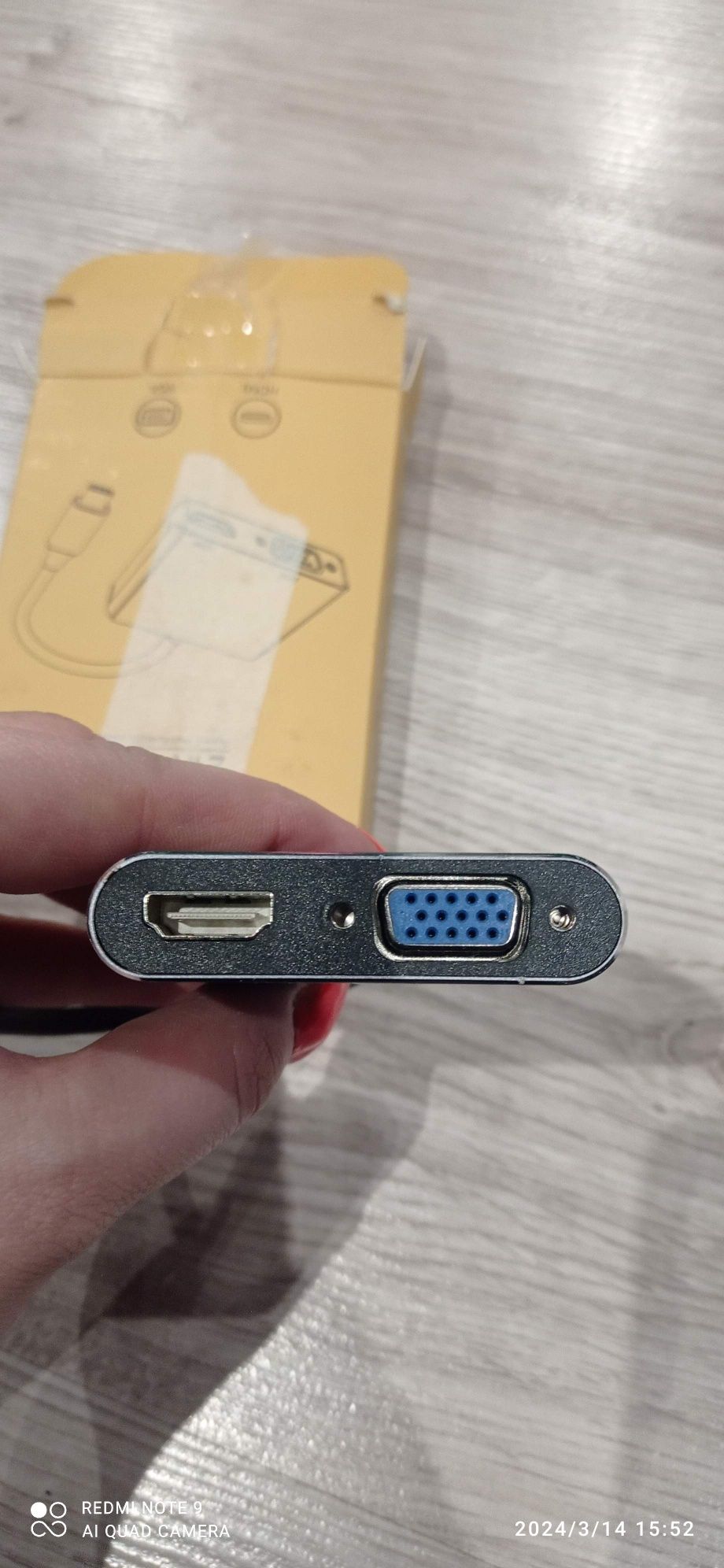 Adapter USB C na HDMI oraz VGA