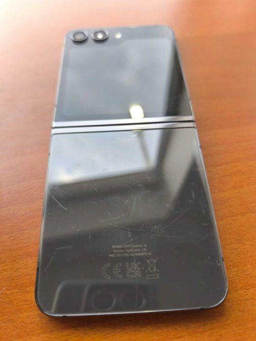 Samsung Galaxy z Flip5 8gb/ 512gb NOWY wyświeltacz