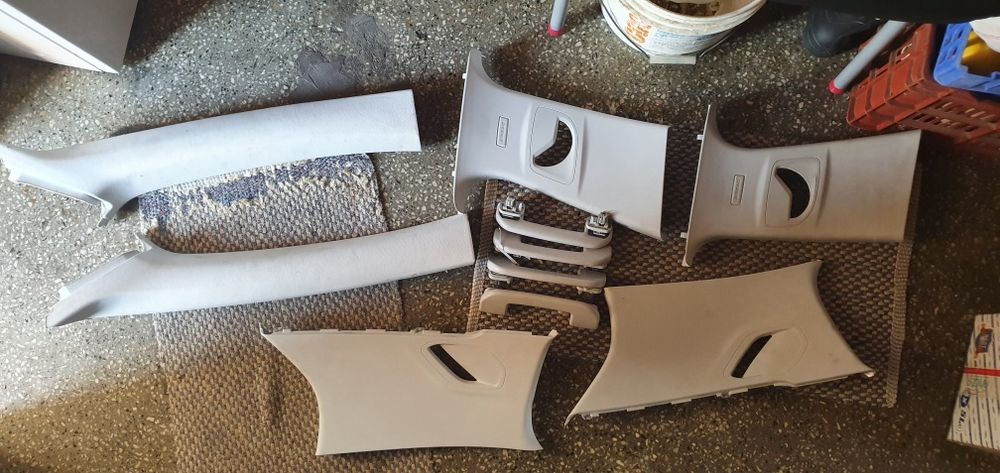 Interiores Pilares Peugeot 308 II carro