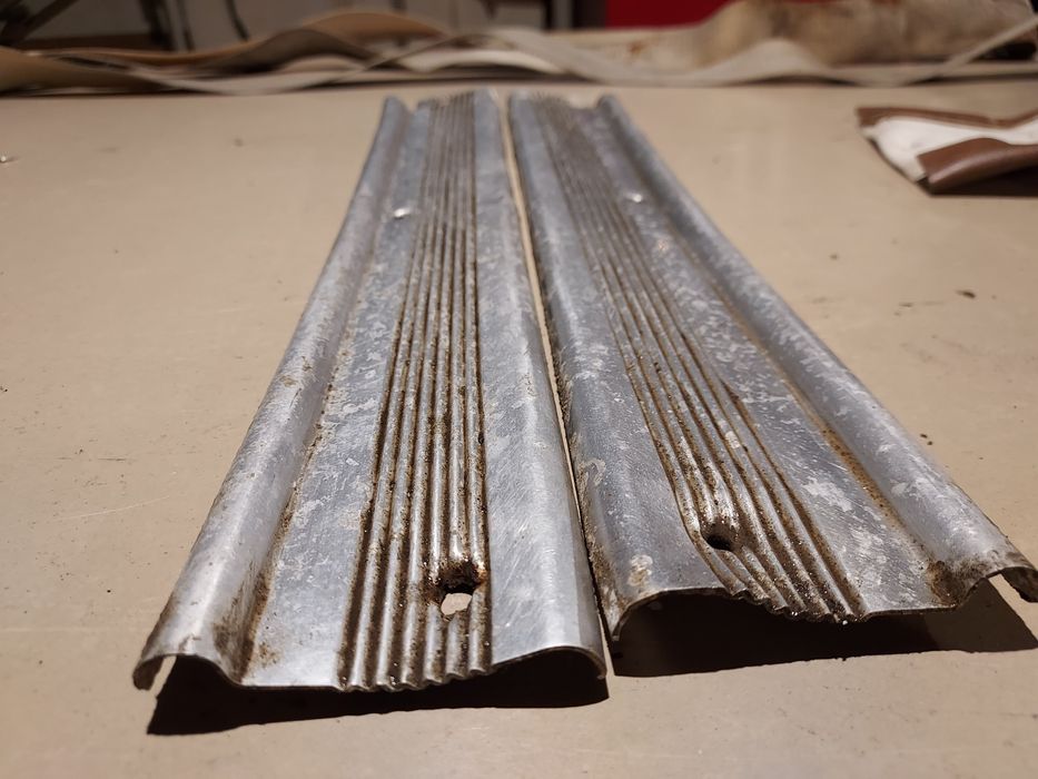 Listwy progowe aluminiowe fiat 125p