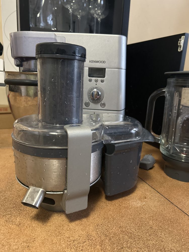 Robot Kenwood Cooking Chef z dodatkami