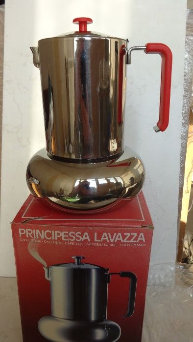Кофеварка гейзерная LAVAZZA PRINCIPESSA 8 порций