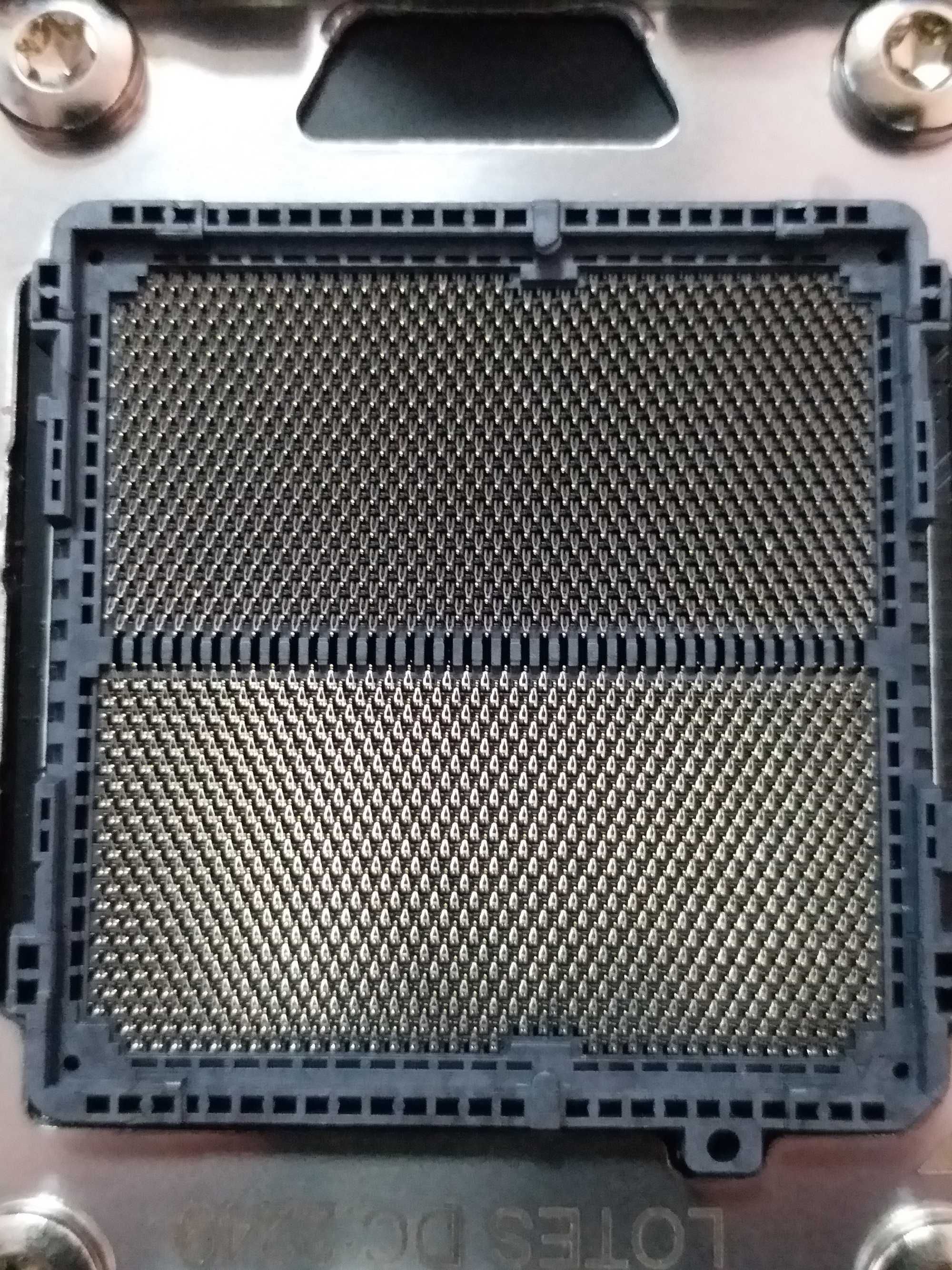 Топ плата MSI MPG X670E Carbon WiFi