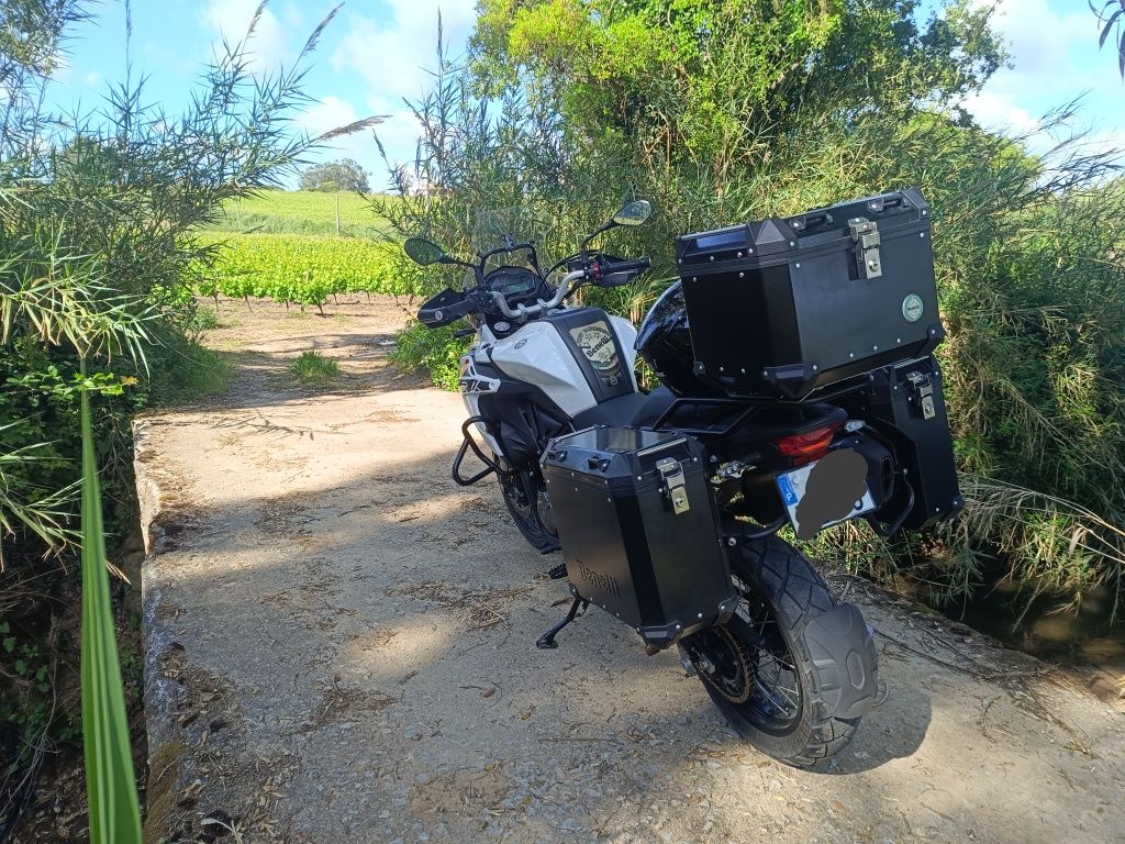 Benelli TRK 502x