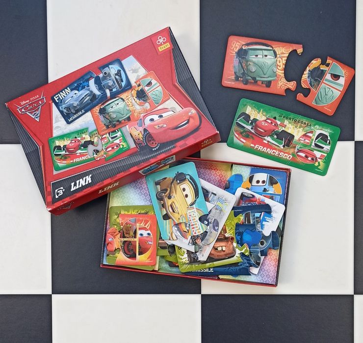 Puzzle układanka Auta Cars 2 aż 12 bohaterów Zygzak McQueen Złomek