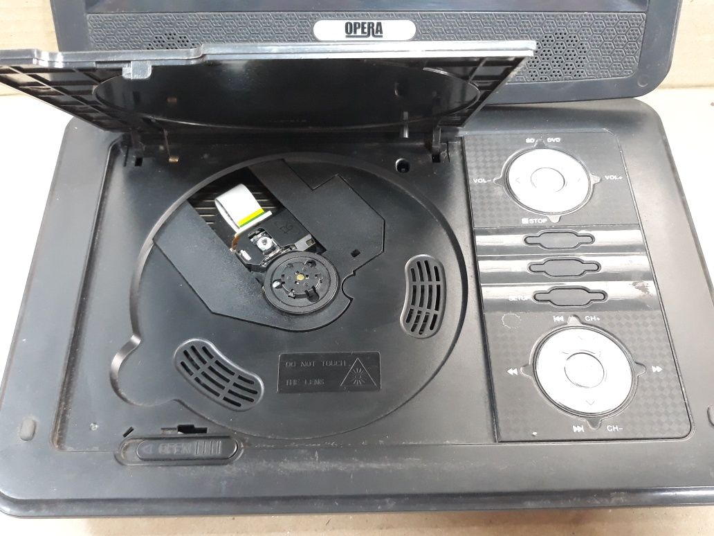 Портативный DVD-плеер Opera OP-1203D  (NextBase Phant