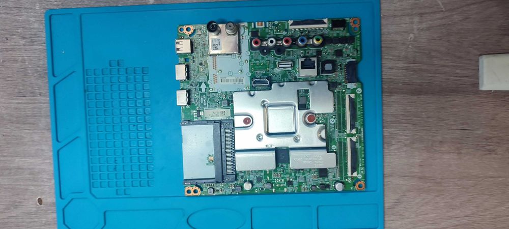 Peças LG 49UN71006LB