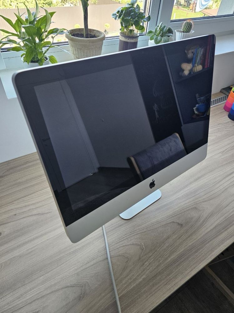 iMac, Intel Core i5, 8GB, 500 SSD + 120 HDD, macOS Sonoma 14.4.1