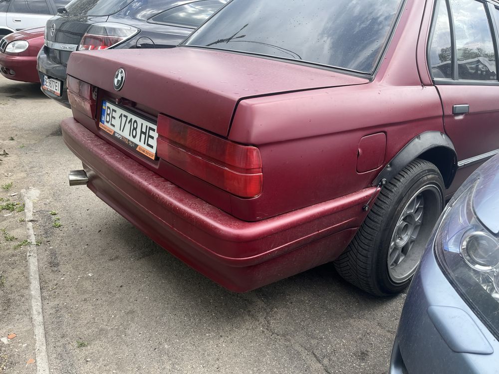 Срочно продам е30