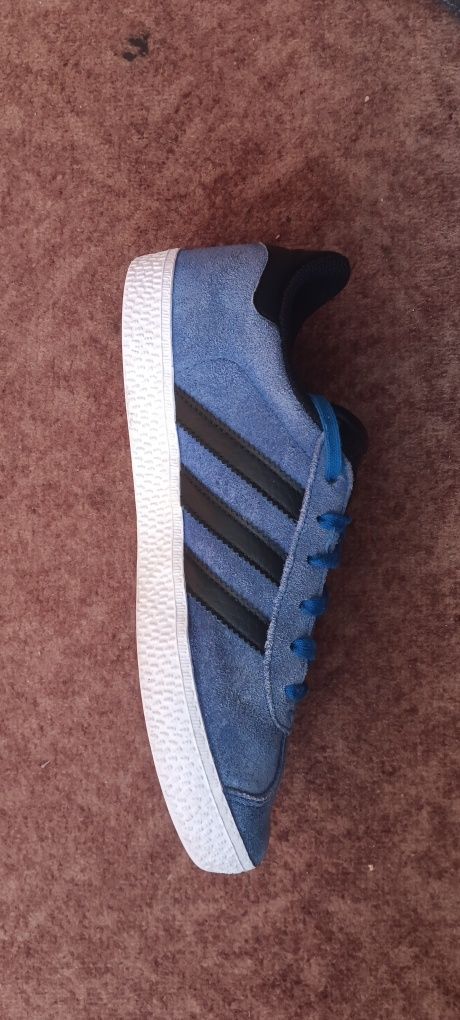 Adidas Gazelle 37,5р по устілці 24,5