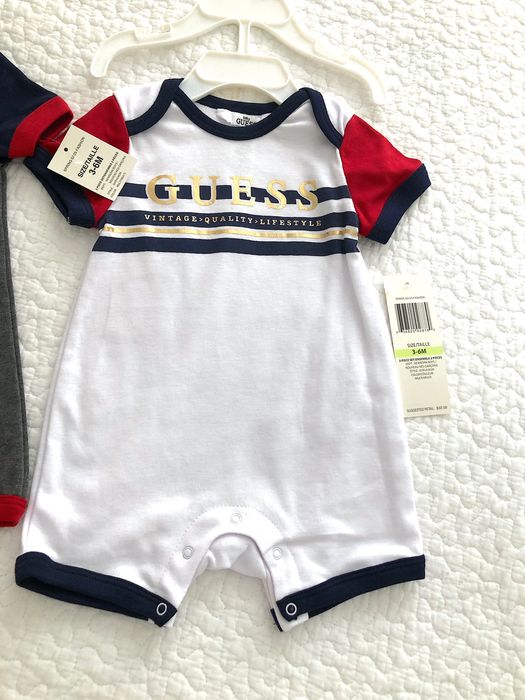 Guess komplet spioszkow od 3- 6 miesiecy