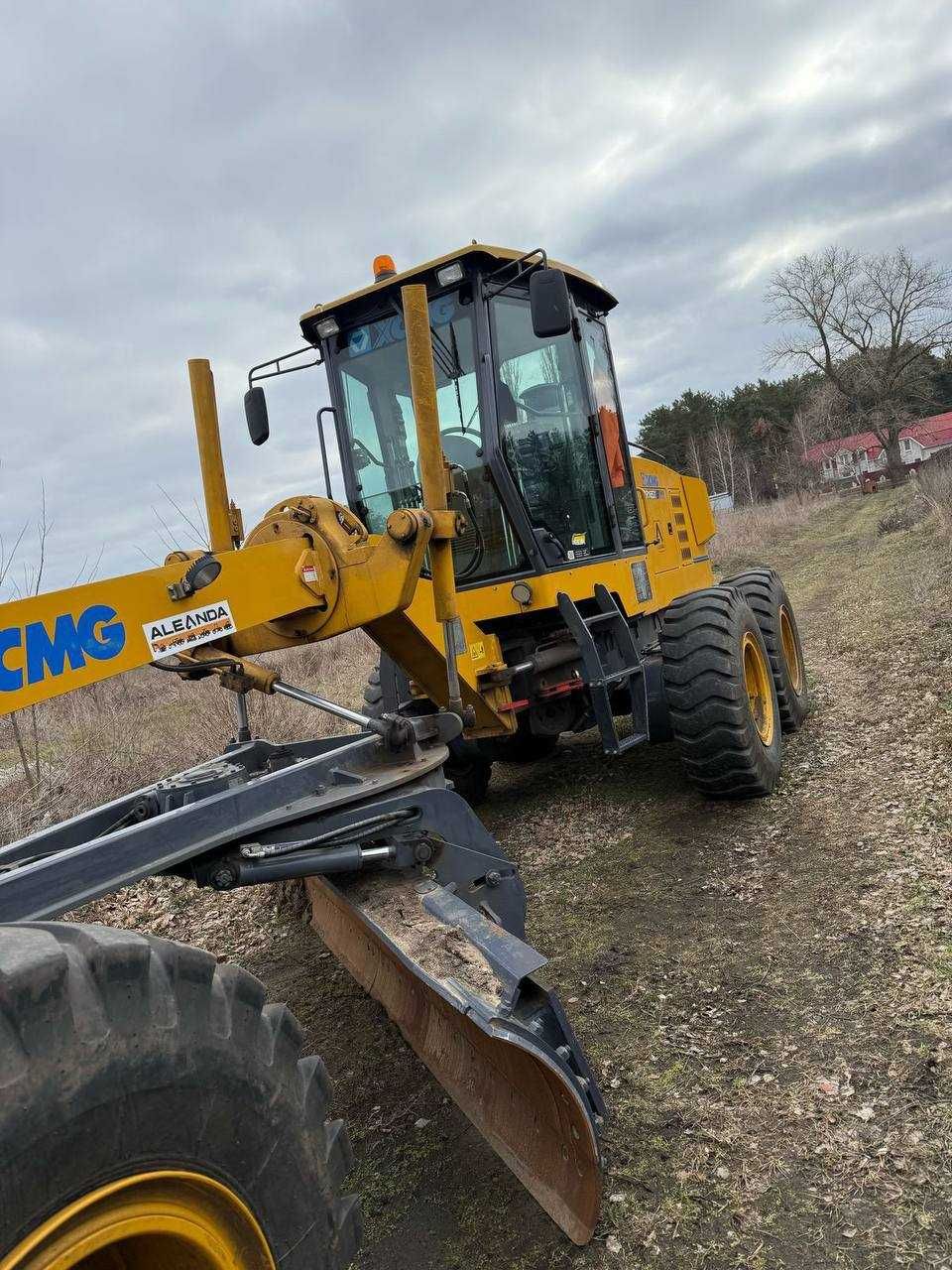 Продам грейдер XCMG GR1653II