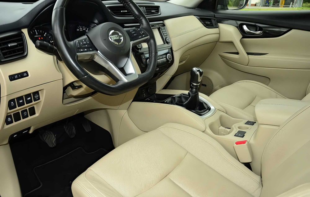 Nissan X-Trail      2018