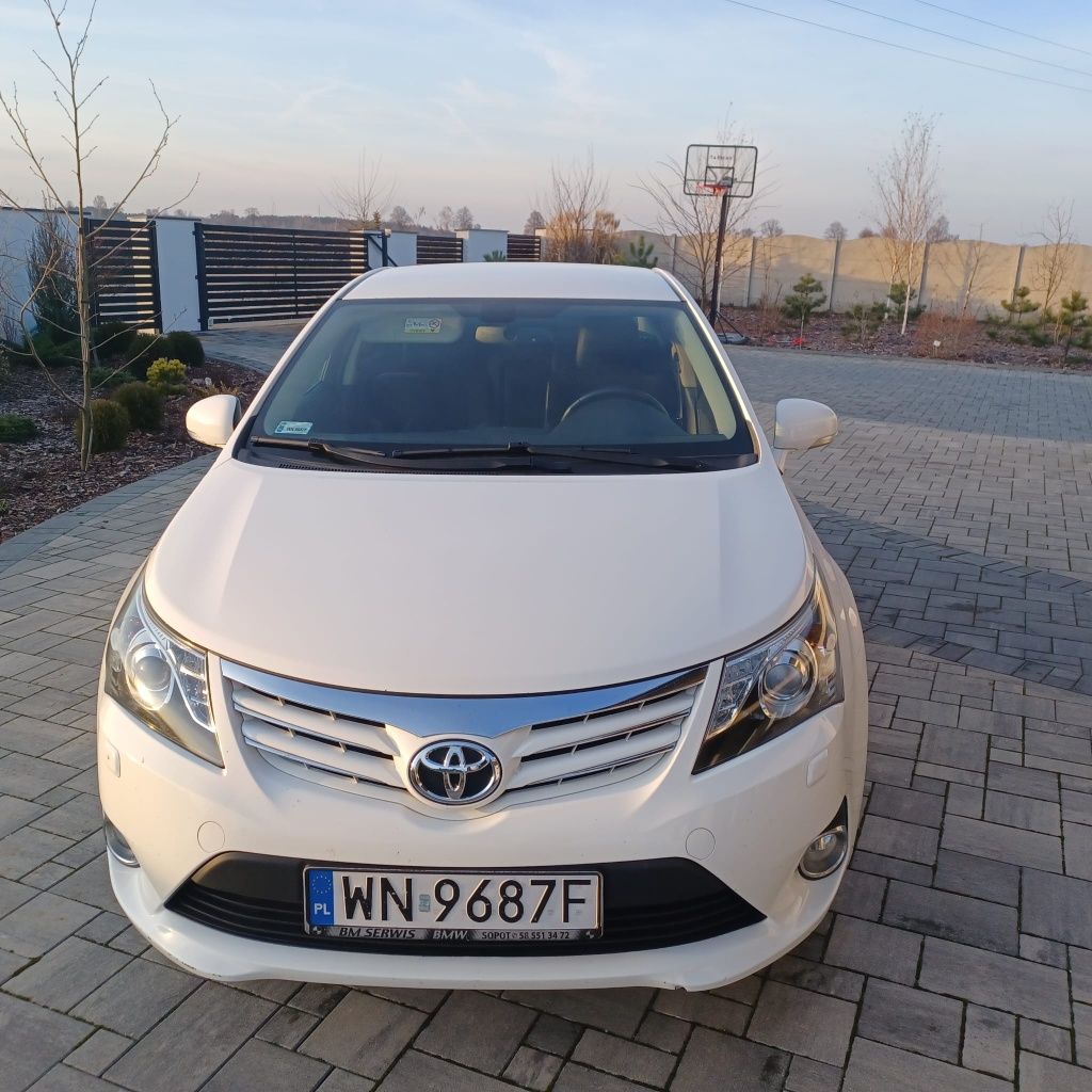 Toyota Avensis 2.0 Diesel 124KM 2014r