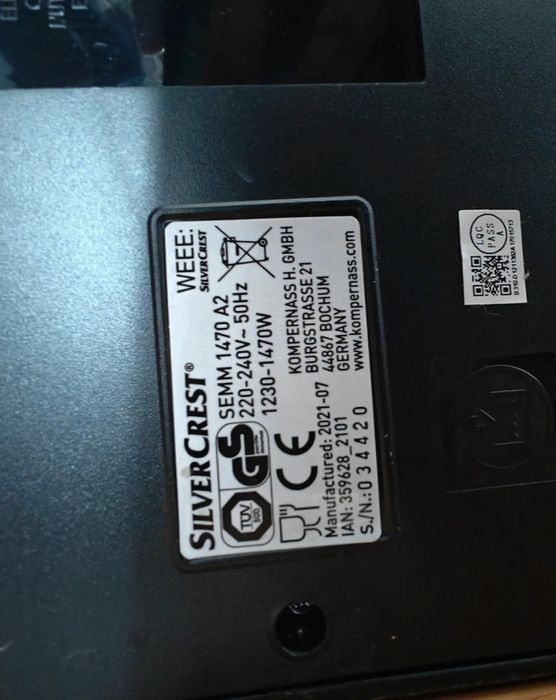 Ekspres ciśnieniowy SilverCrest

* Z systemem do spienian