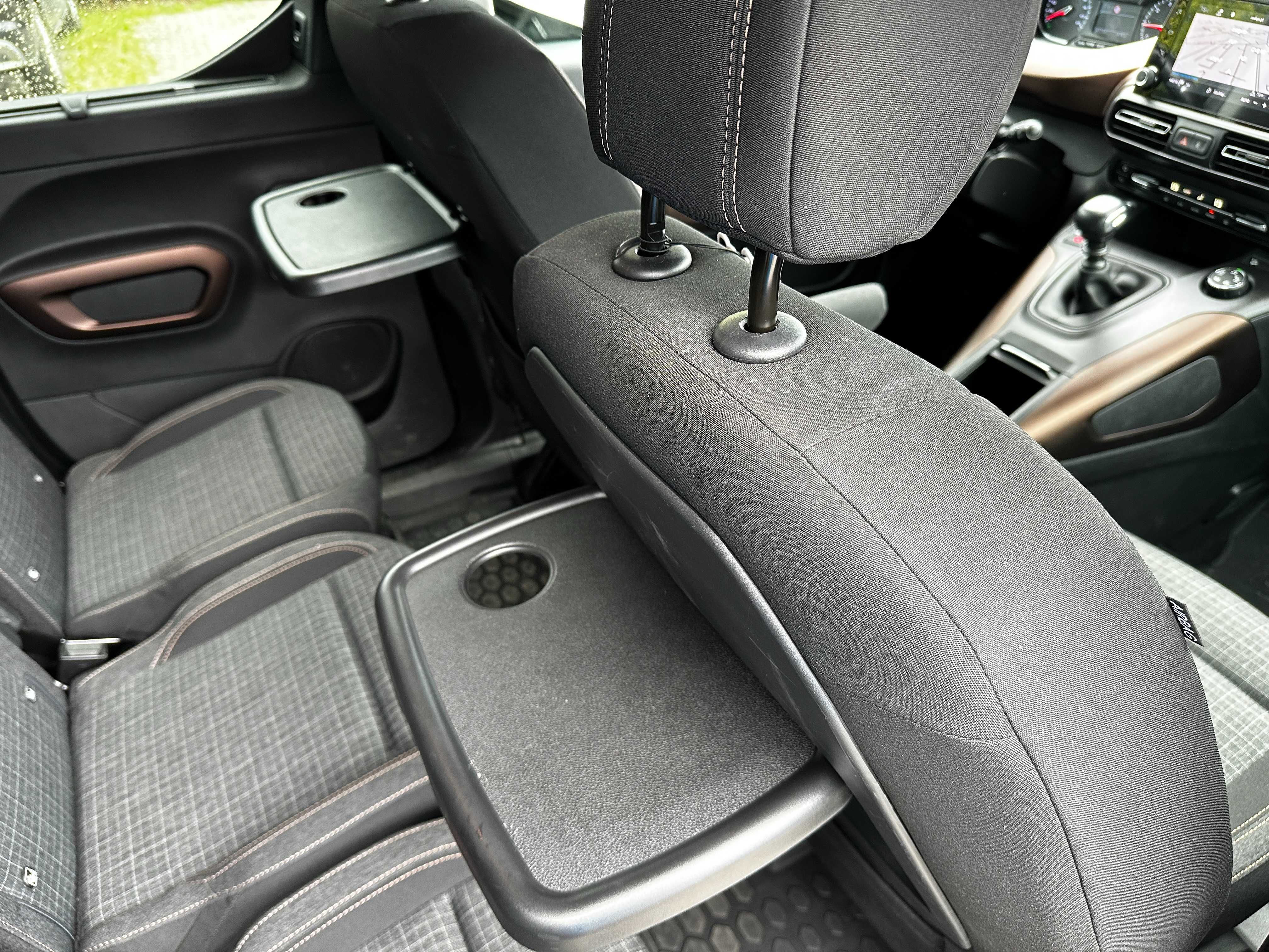 Peugeot Rifter 7os. 130km long GT PL salon