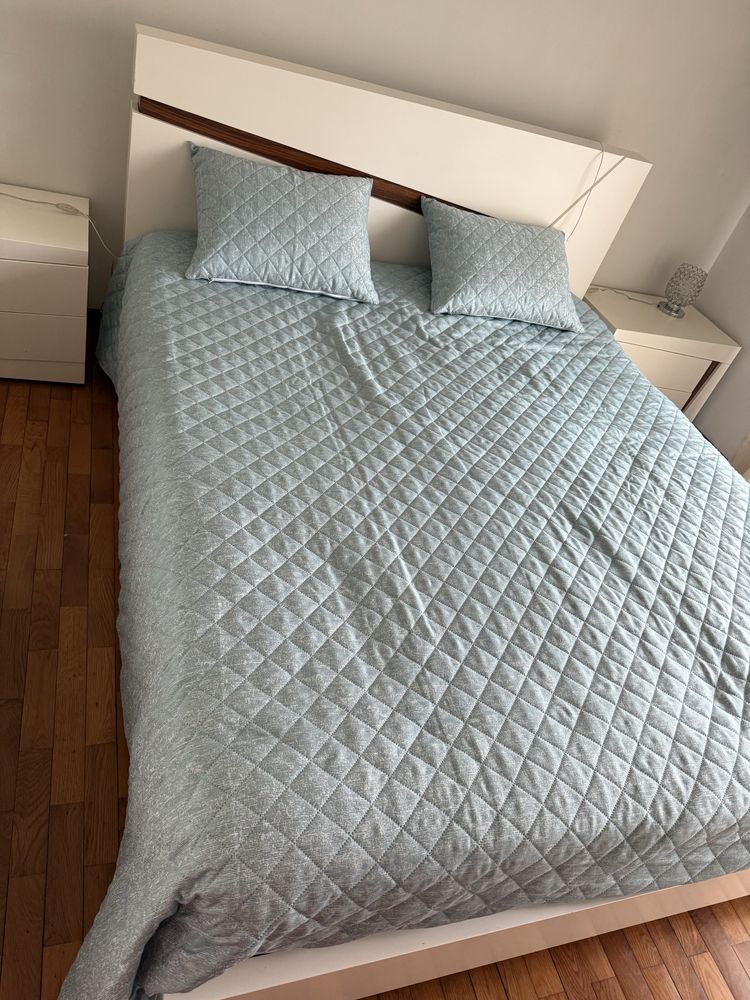Vendo cama de casal