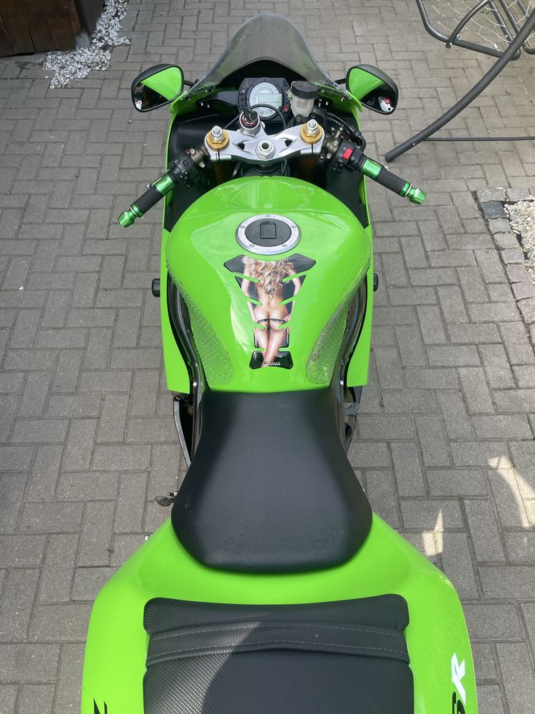 Kawasaki zx6r 636