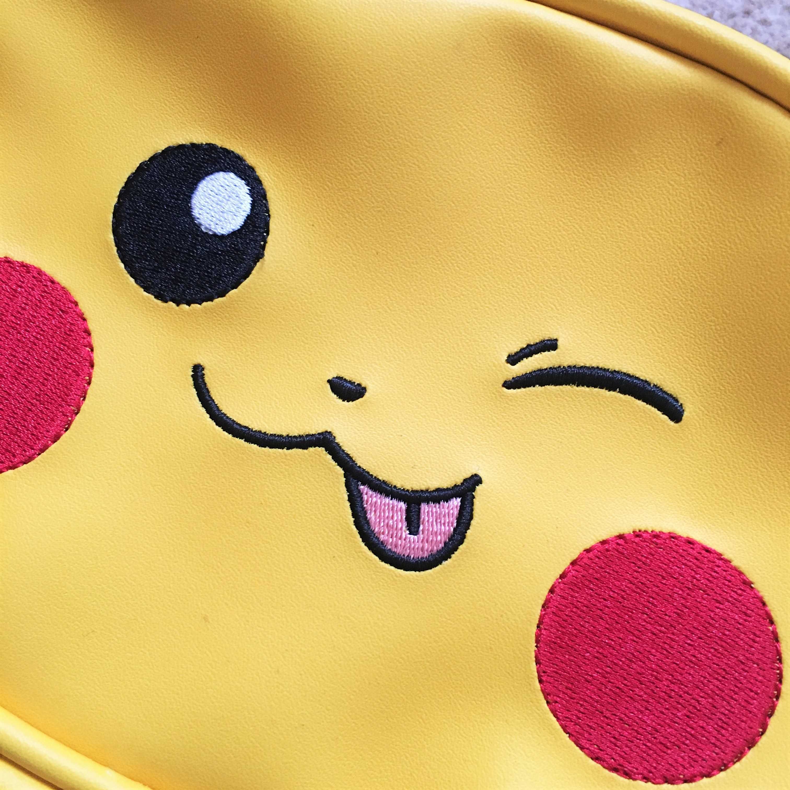 Bolsa Tiracolo Estilo Fanny Pack Pokémon Pikachu