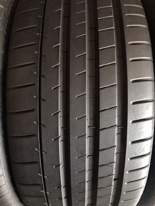 Купить разноширокий комплект БУ шин резины 245/40 R18 +225/45 R18