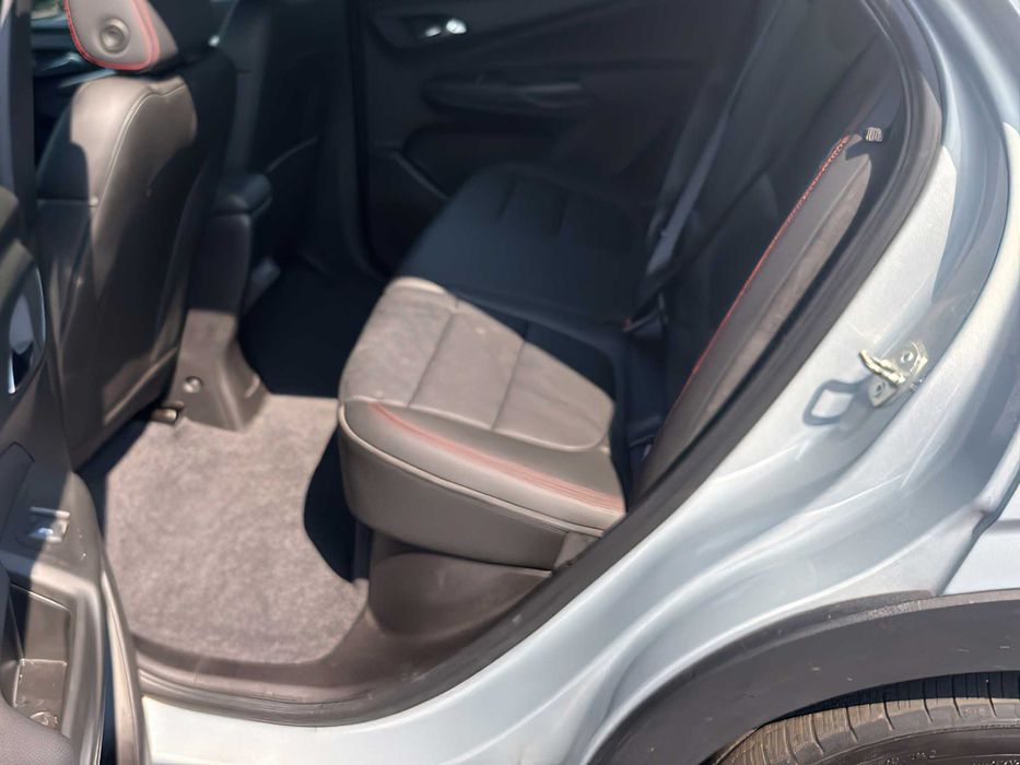 Chevrolet Bolt EUV LT FWD      2023