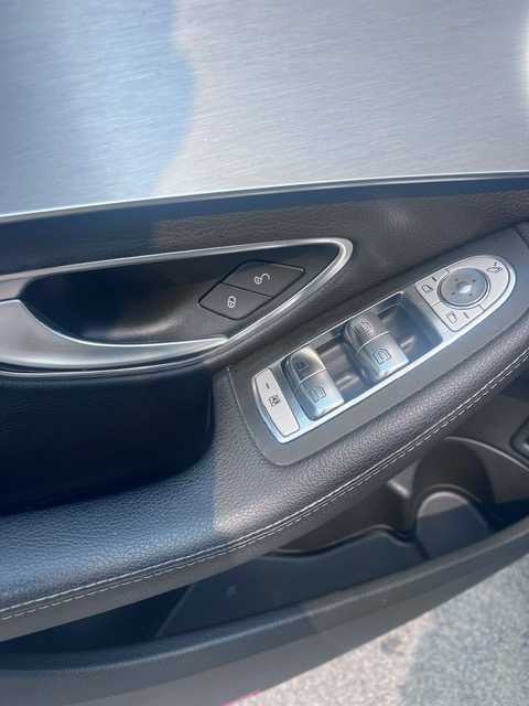 Mercedes c300DE  Novo Revisões Marca