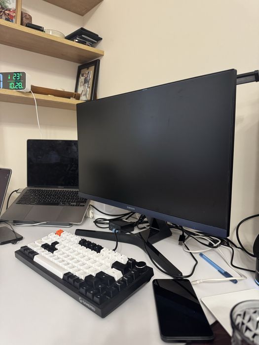 Продам монитор Samsung S24R358FZI (24”, IPS, Full HD, 75 Гц)