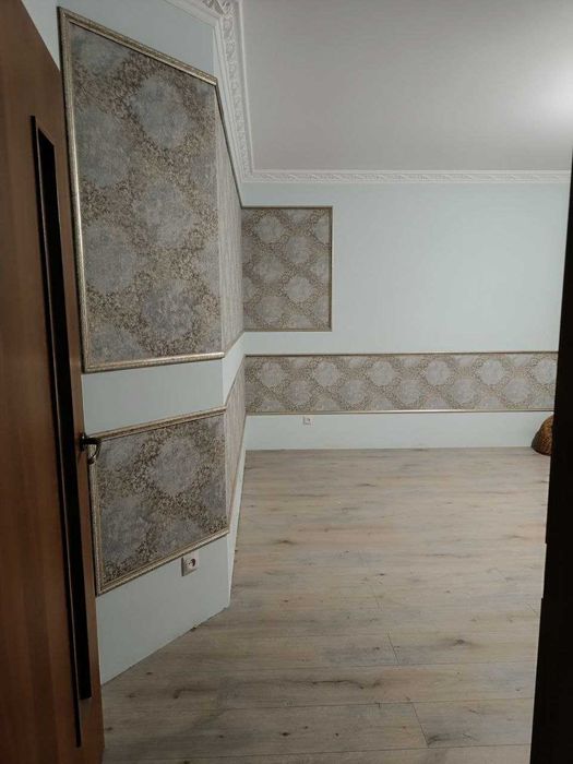 ПРОДАЖ просторого будинку з ЧАСТКОВИМ ремонтом! виїзд на Богатирську