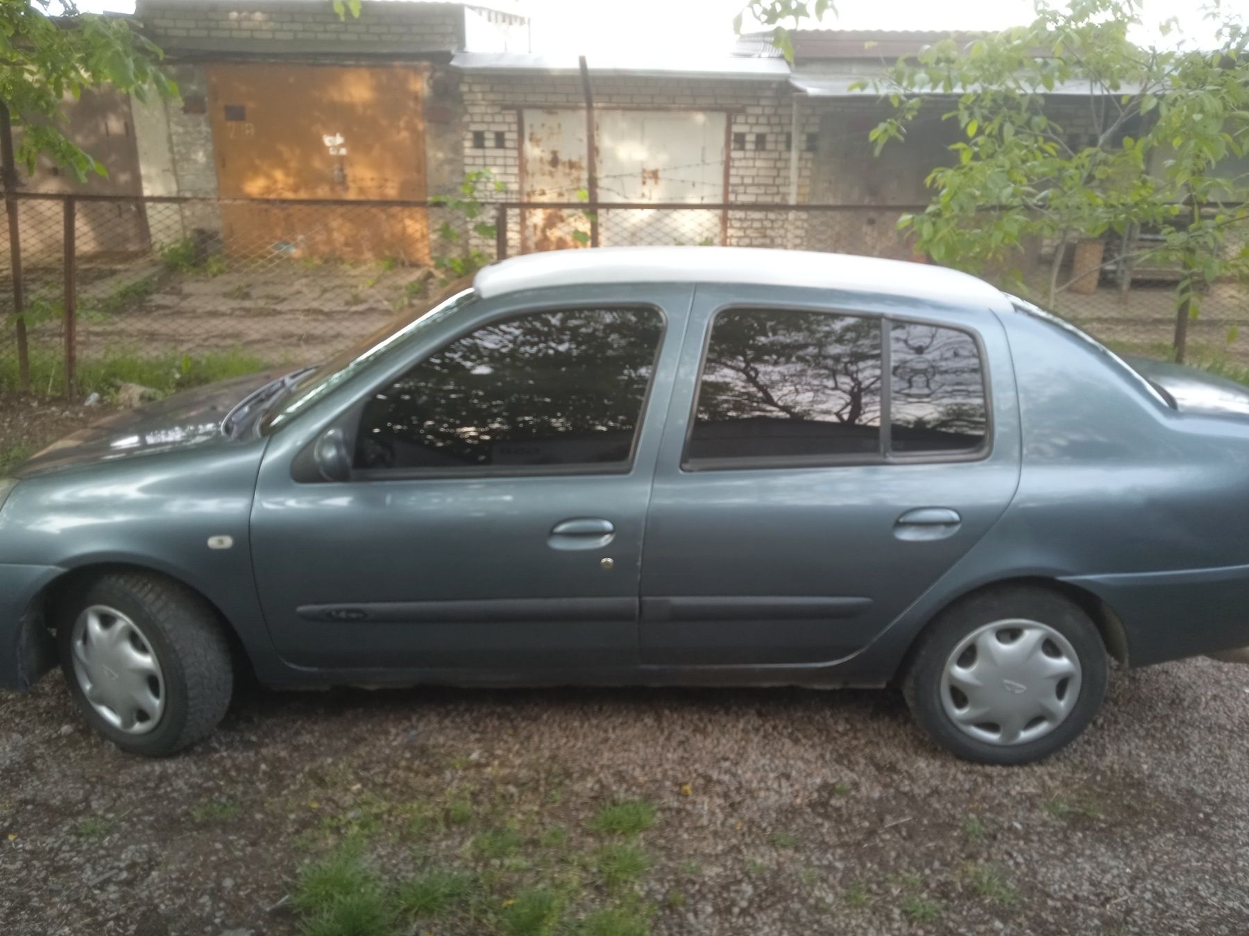 Авто Renault Clio Simbol 2006 1.4l 16 кл