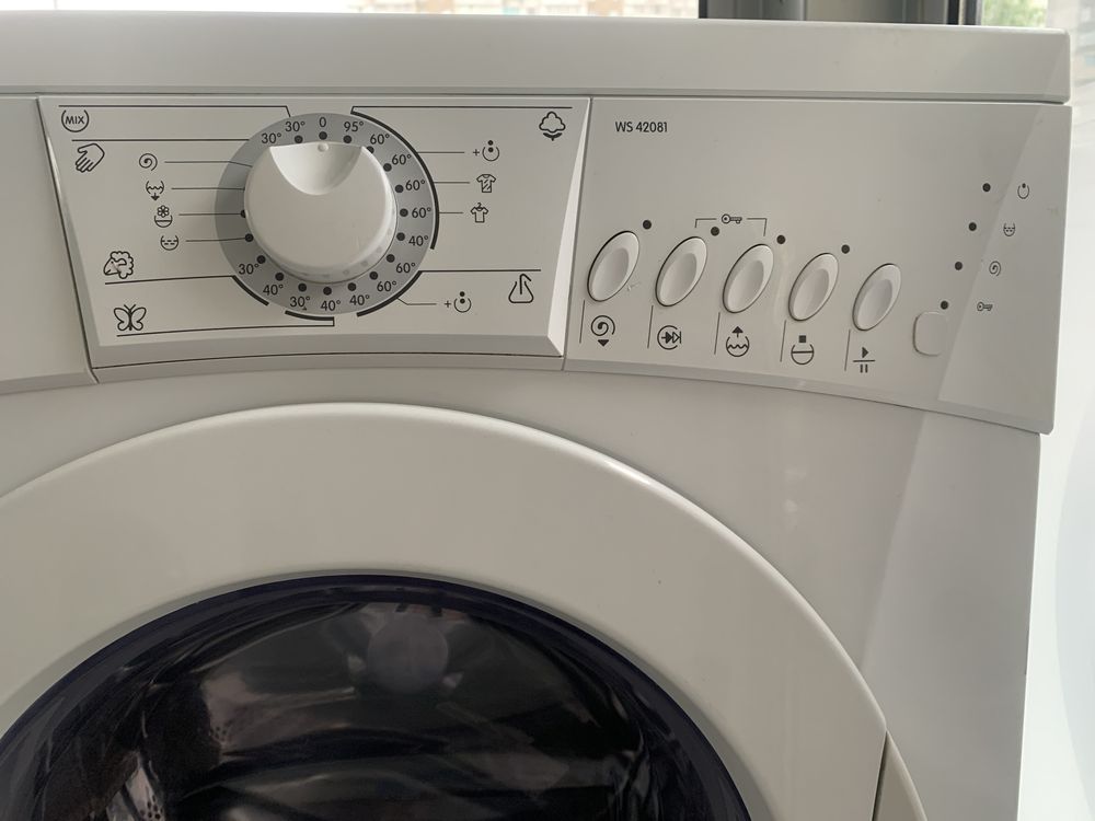 Продам пральну машину Gorenje WS42081, 4 кг.Вузька, Гарантія.