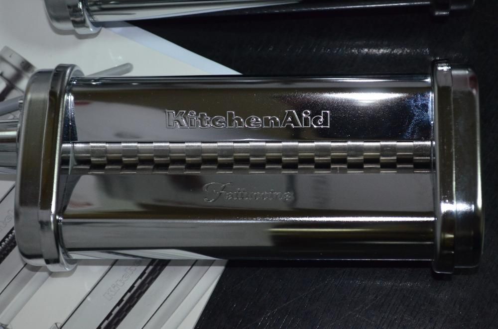 KitchenAid 5KSMPRA тестораскатка и ножи роликовые фетучини спагетти