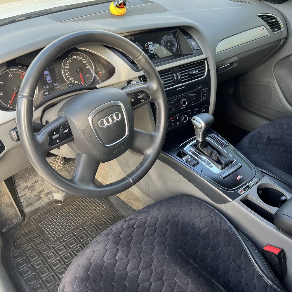 Audi A4B8 2.0TDI продам