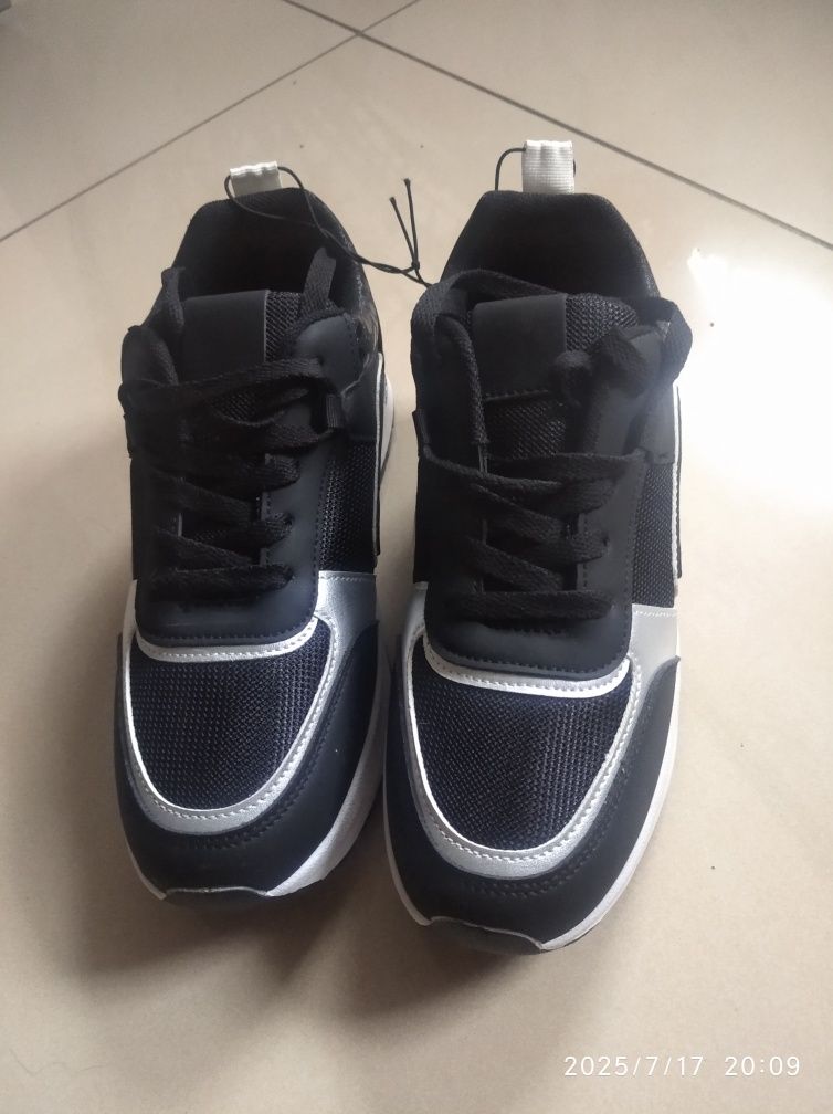 Buty sportowe 39
