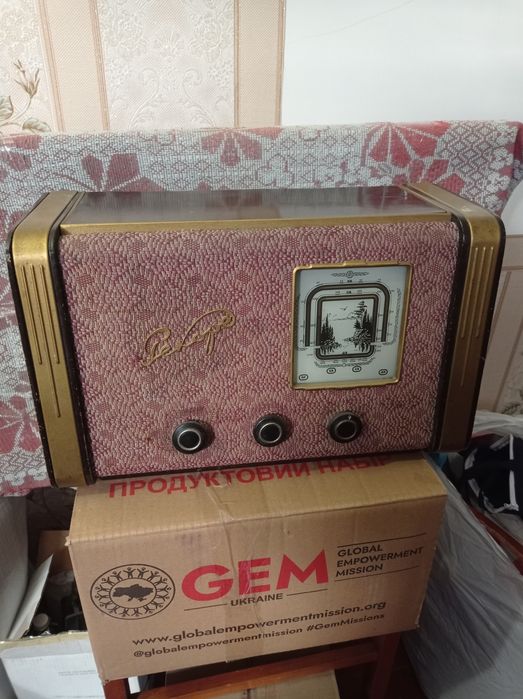 Ламповый радиоприемник рекорд