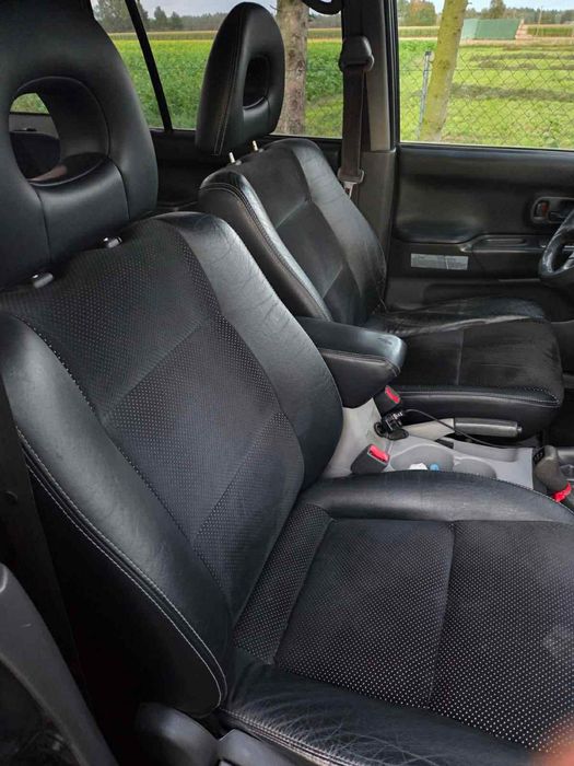 Samochód Mitsubishi Pajero