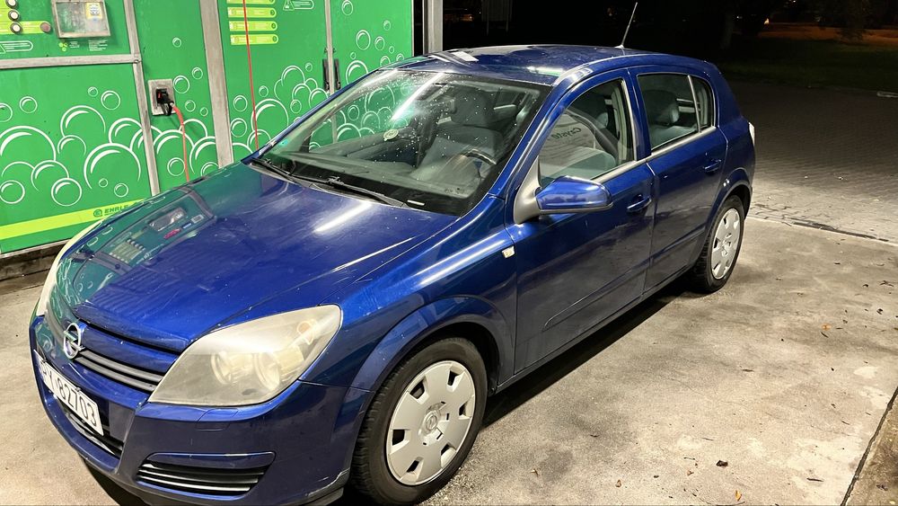 Opel Astra H 1,6Benzyna
