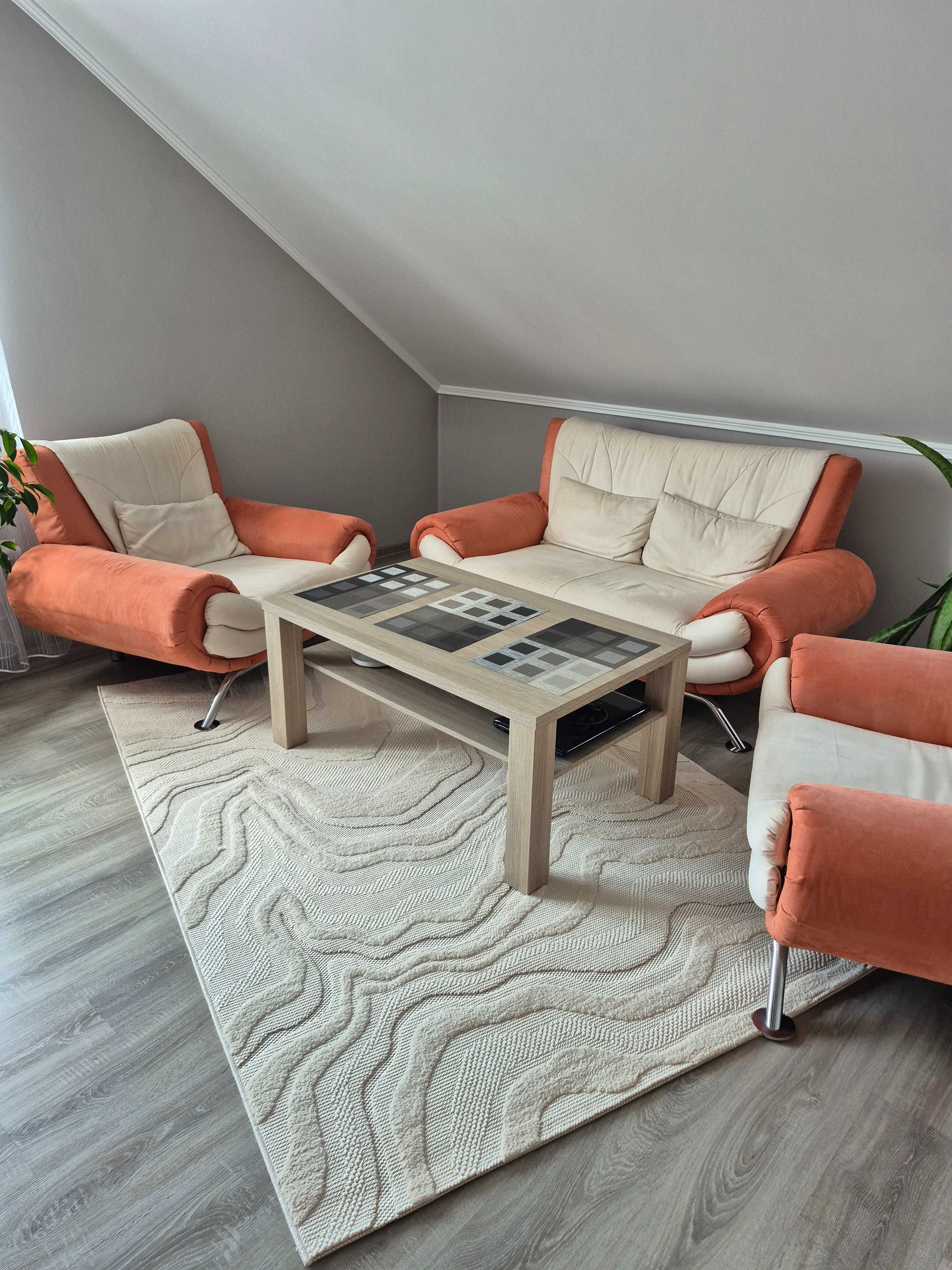 Sprzedam zestaw wypoczynkowy sofa i dwa fotele plus ława