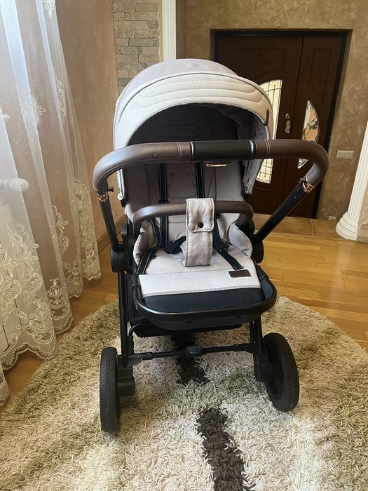 Коляска Carello Epica 2в1