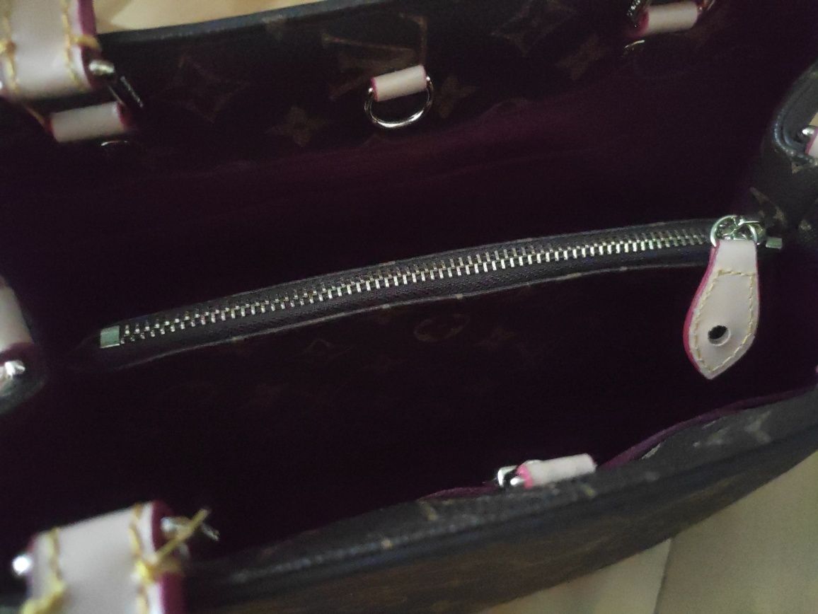 Torebka kuferek Louis Vuitton