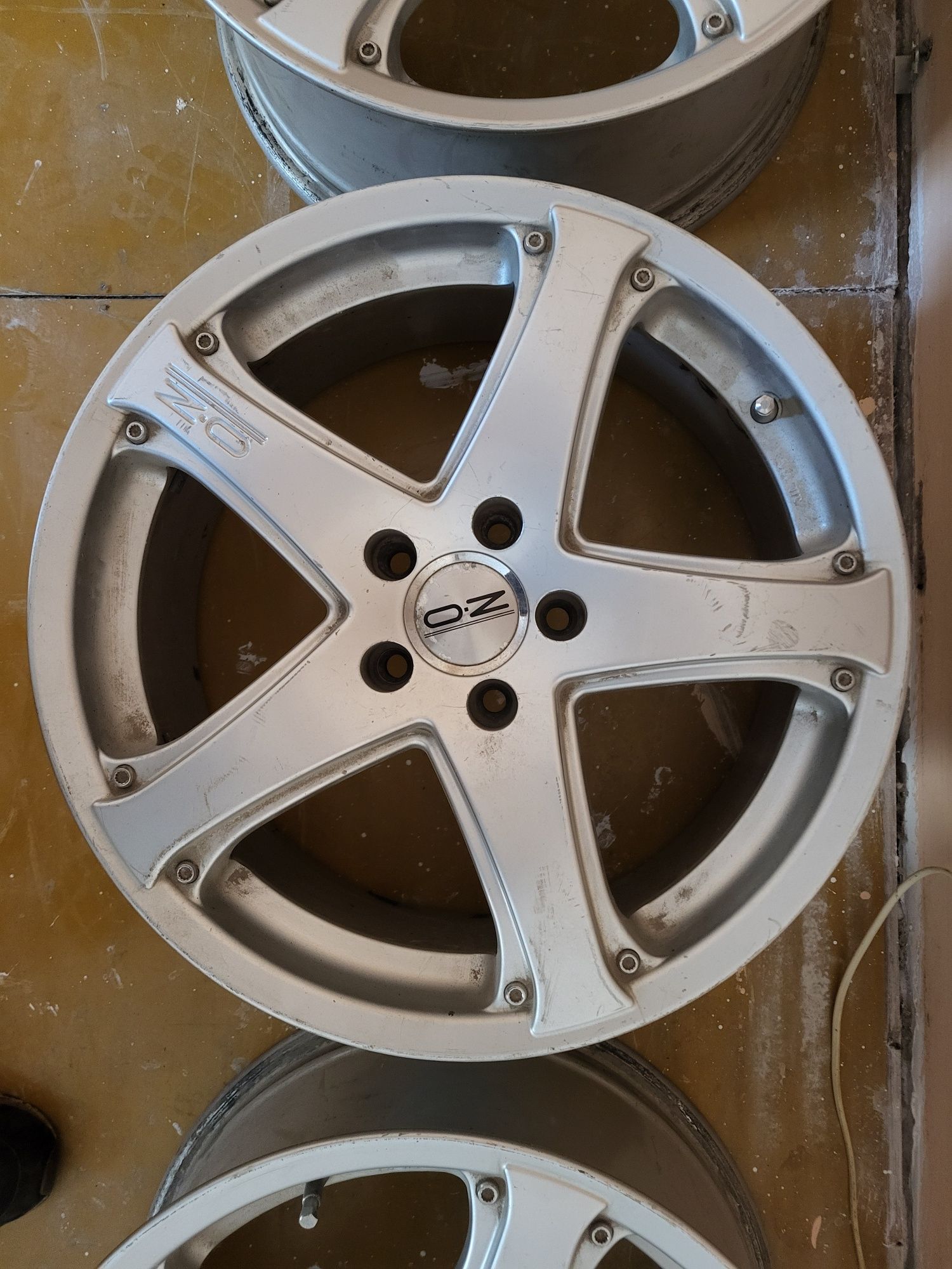 Felgi OZ 18 cali, 5x112, Mercedes