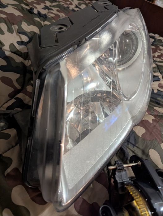 Фари Passat B6 ( valeo )  комплект