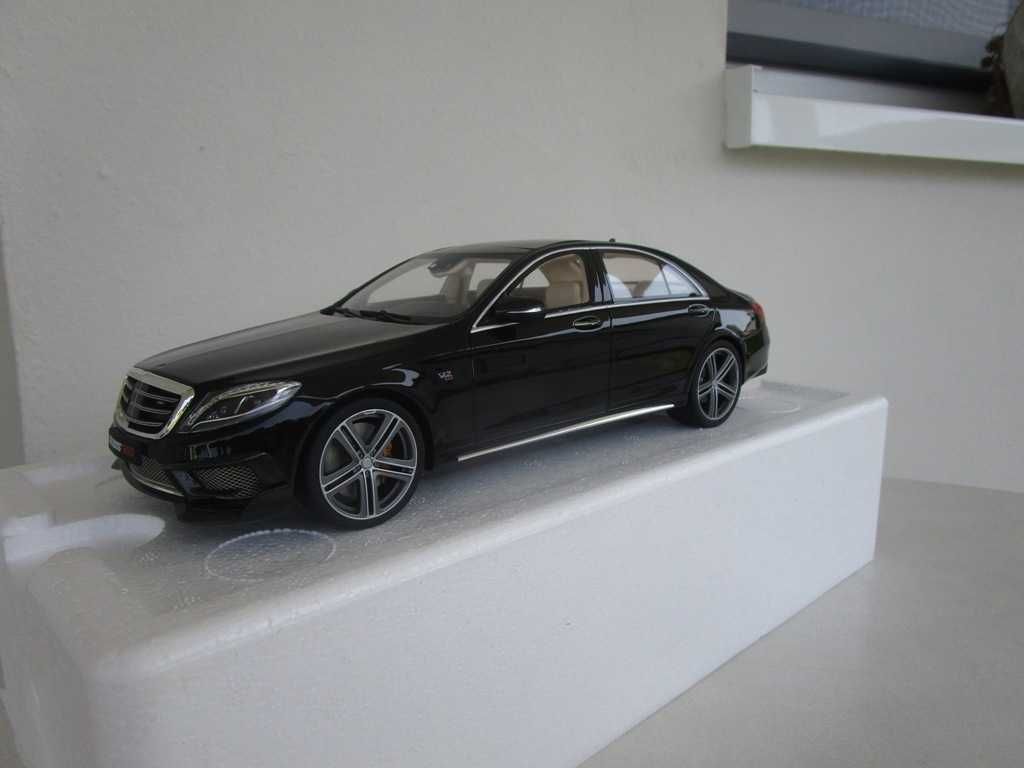 Model Mercedes-Benz Brabus Rocket 900, GT-Spirit, GT172 1:18