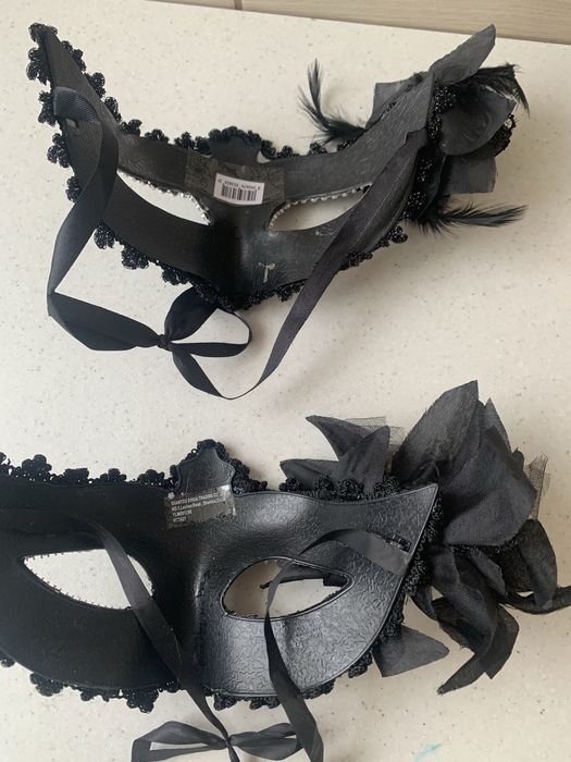 Карнавальні венеціанські маски